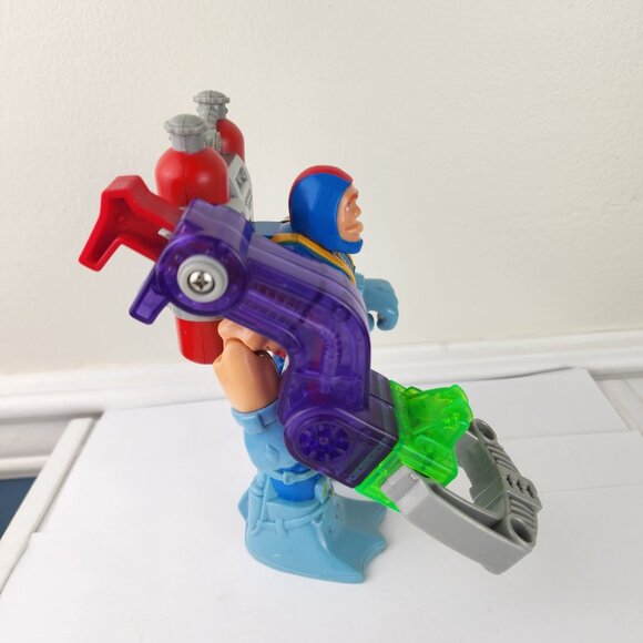 Fisher-Price 1998 Rescue Heroes Gil Gripper Scuba Diver Action Figure - Picture 4 of 6